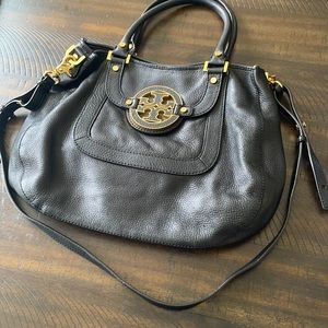 Black Tory Burch handbag.